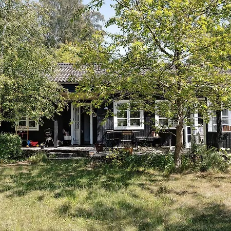 Casa vacanze Lovely Plot With Sunroom And Surroundings Vejby